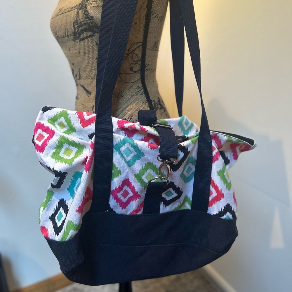 Thirty-One Retro Metro Weekender tote
